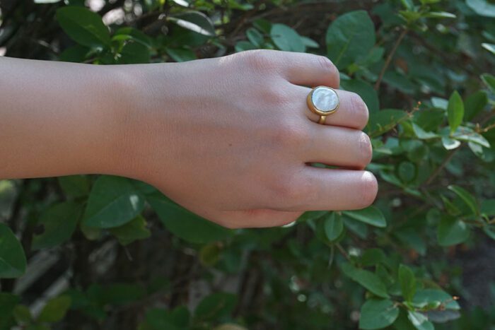 Anillo de Perla barroca